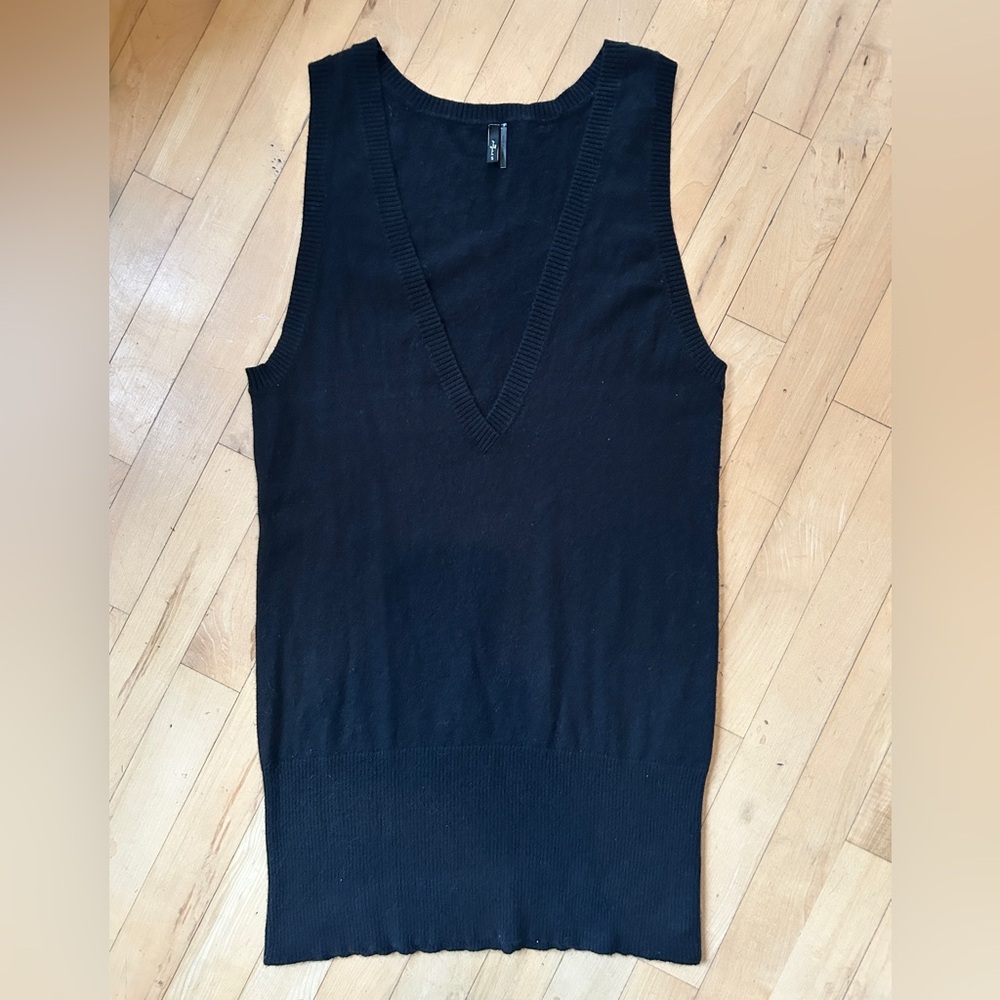 Cashmere: 7 For All Mankind: Black Sweater Vest
